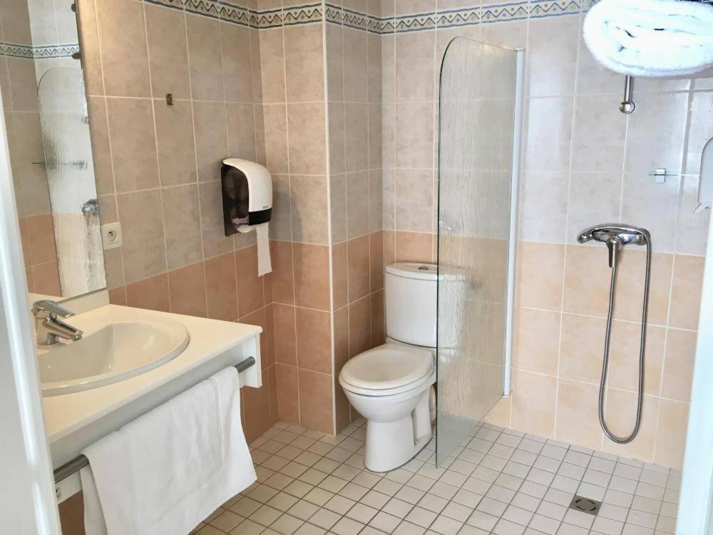 Le Laurier Fleuri Hotel Верту Екстериор снимка